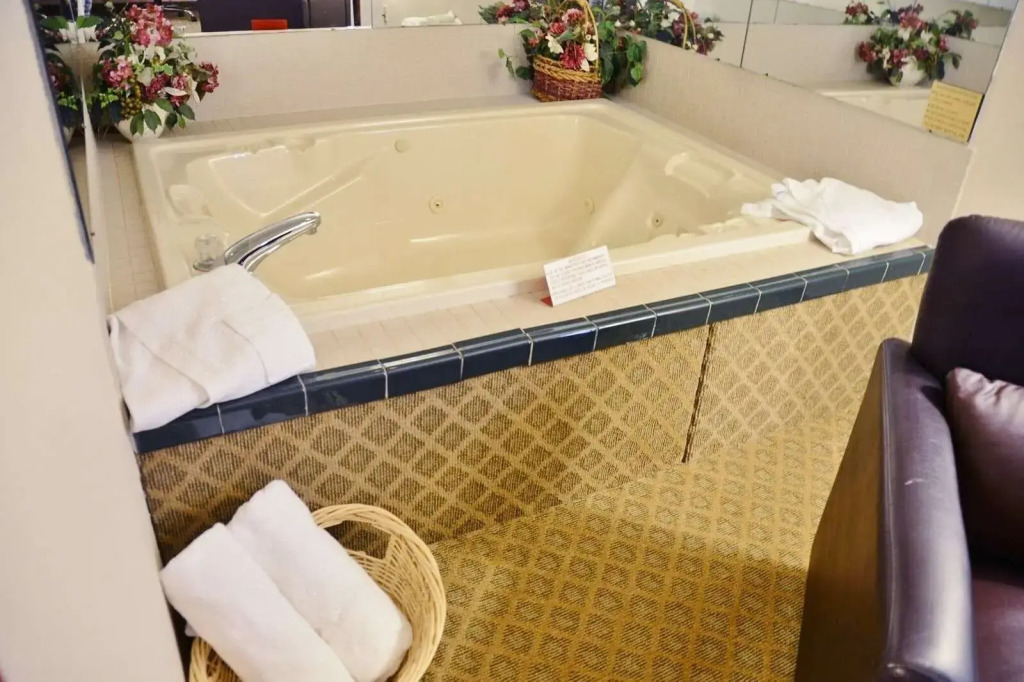 Country Hearth Inn & Suites - Kenton