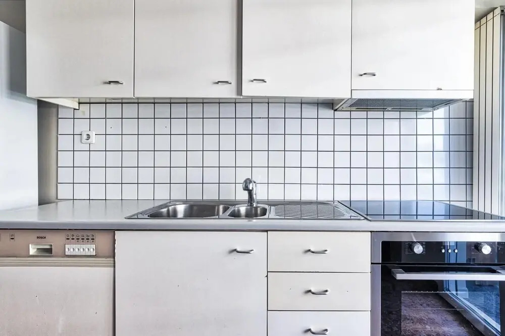 Spacious 3 bedroom apartment in Alimos