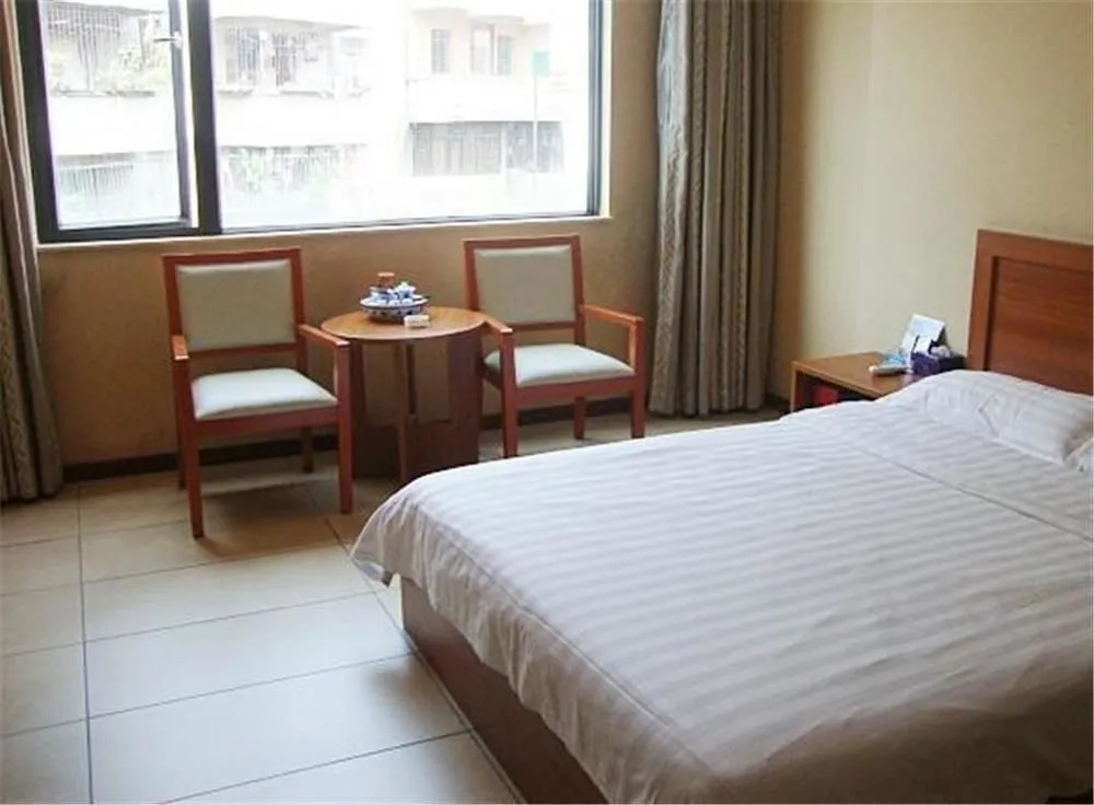 Huanying Living Hotel Shilong Branch