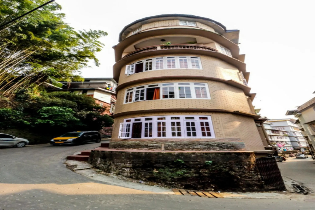 OYO 80619 Hotel Lemon Seed