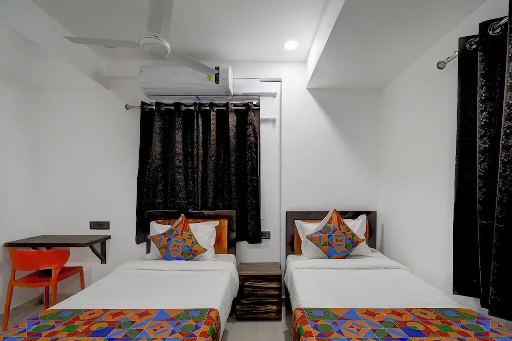 Fabhotel Svr Lavish Lounge
