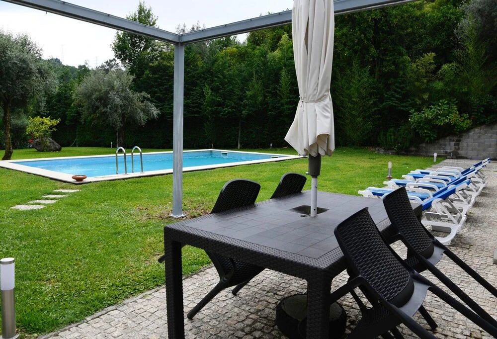 Villa with 4 Bedrooms in Caniçada, with Wonderful Mountain View, Private Pool, Furnished Garden