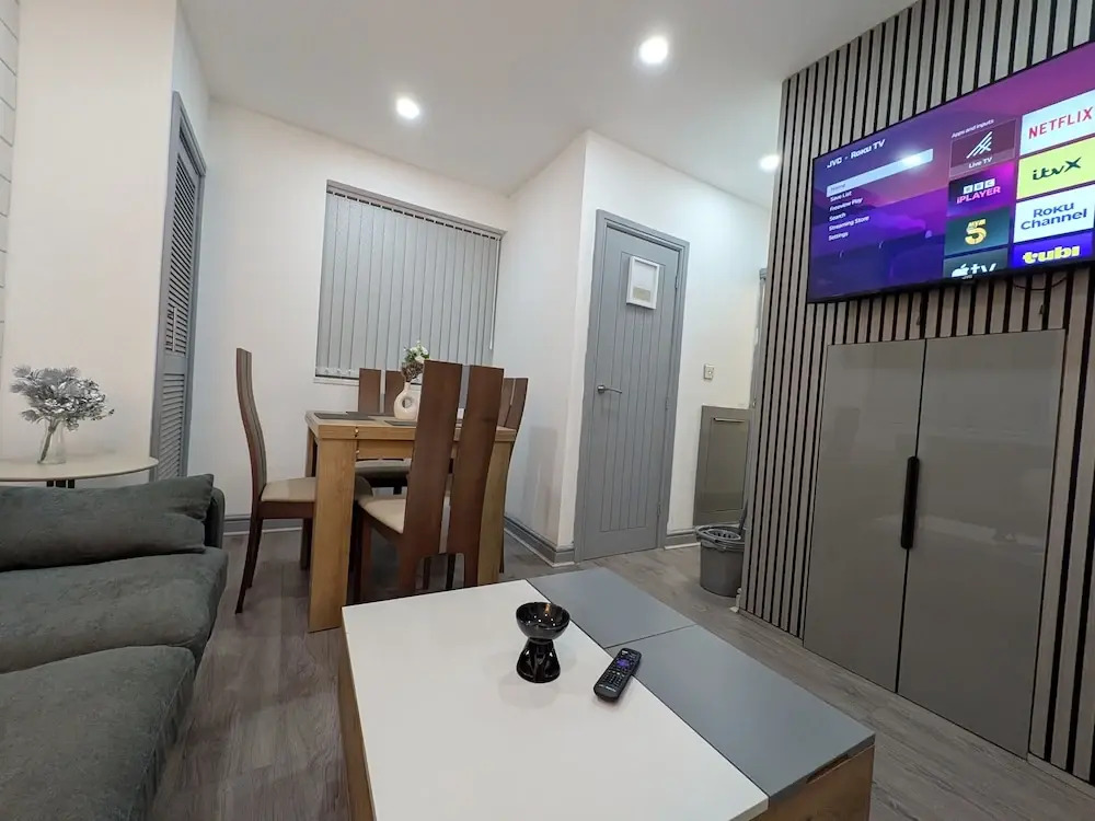Spacious and Comfortable Modern Rooms