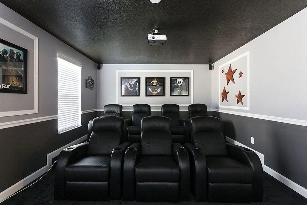 Champions Gate's Retreat Resort - 8 Bedroom Private Pool Home, 7 Seat Home Theatre - Jhh 45966