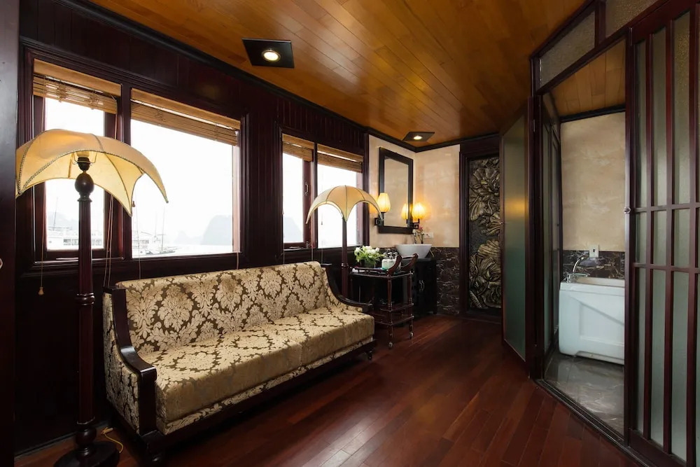 Verdure Lotus Grandeur Cruise on Ha Long Bay