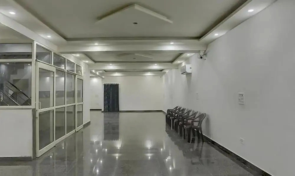 FabHotel Vihaan Regency