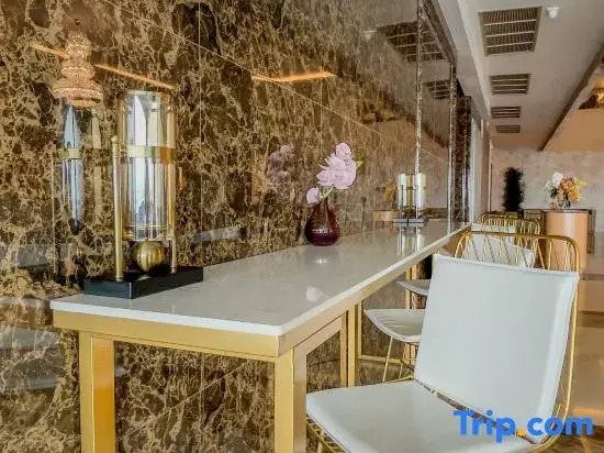 Enrich Grand Hotel