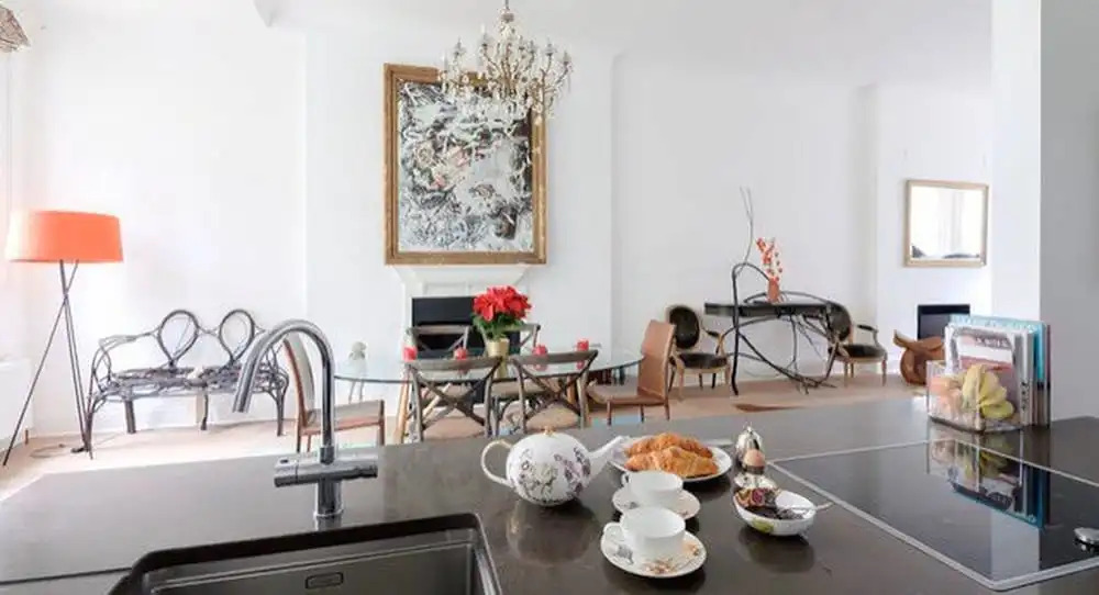 Stylish And Spacious 3 Bed Gdn Flat In Kensington