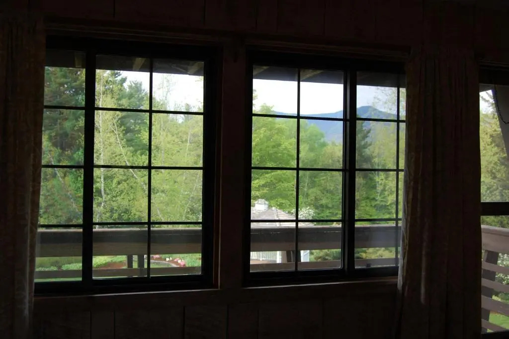Summit Lodge