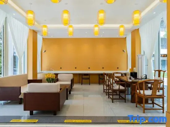 Dingshiju Apartment Hotel, National Exhibition and Convention Center, Hongqiao Station, Shanghai