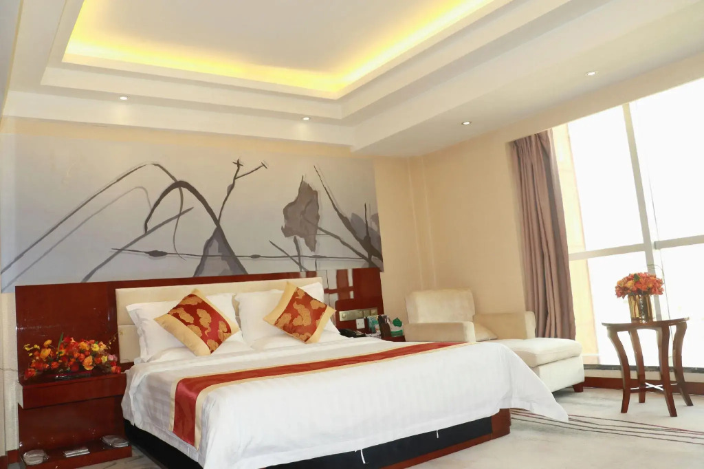 Xuanwei Meihuan Hotel