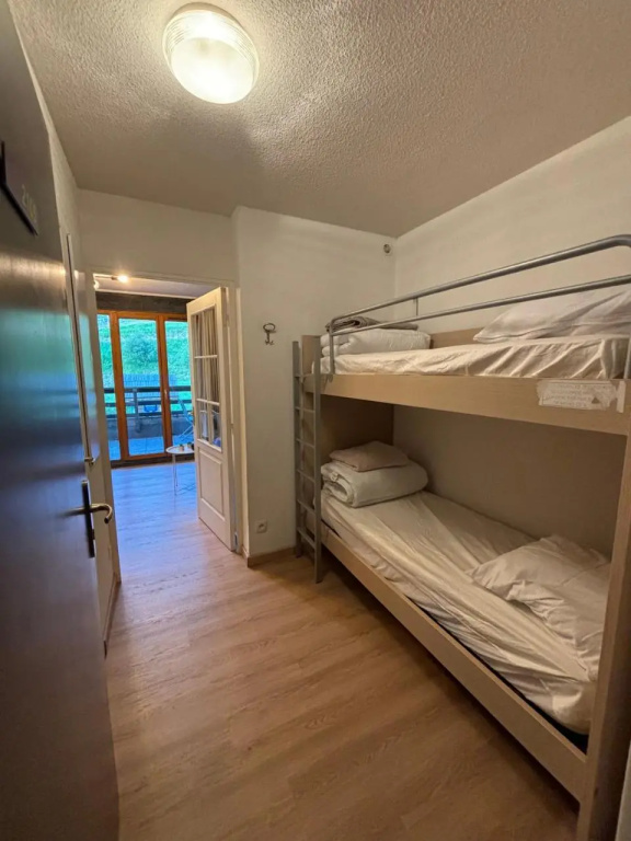 Duplex rénové - 3 CHAMBRES 8 PERS dernier étage