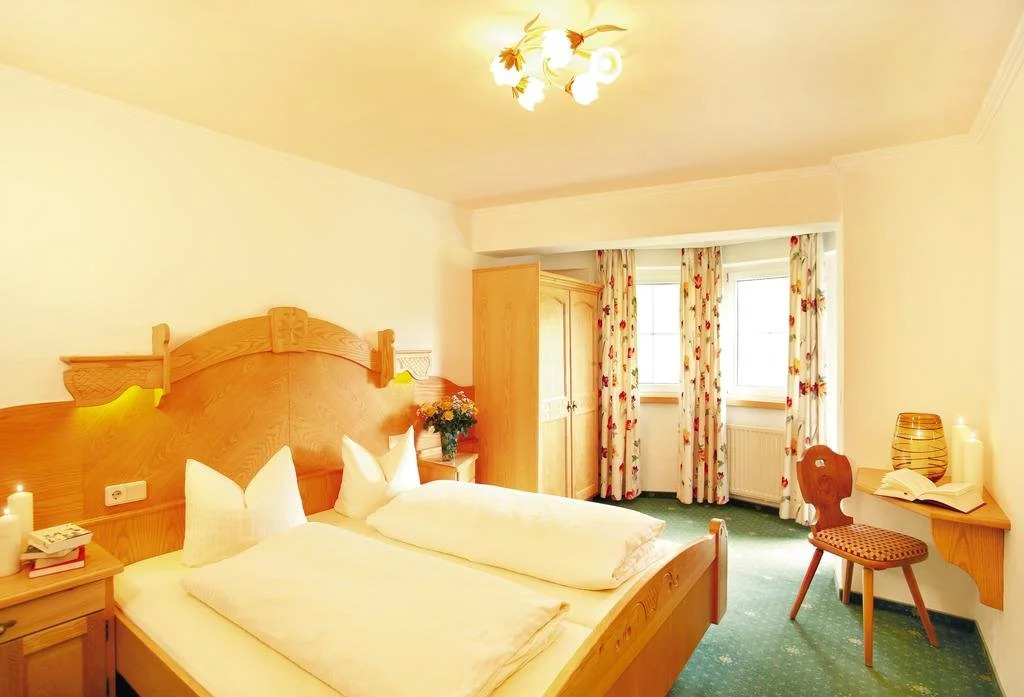 Apparthotel Talhof, Restaurant, Pool und Spa