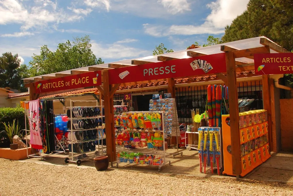 Les mobilhomes helvétiques 4 étoiles Mar Estang Canet en Roussillon