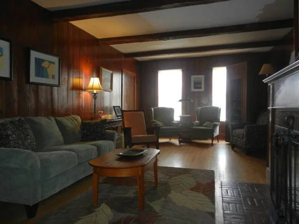 The Gables Inn