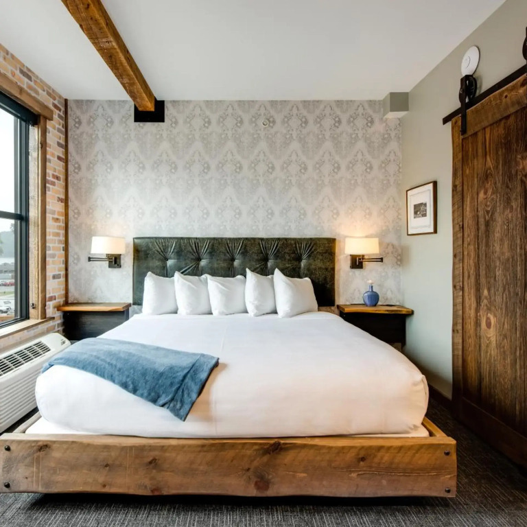 Hotel Crosby