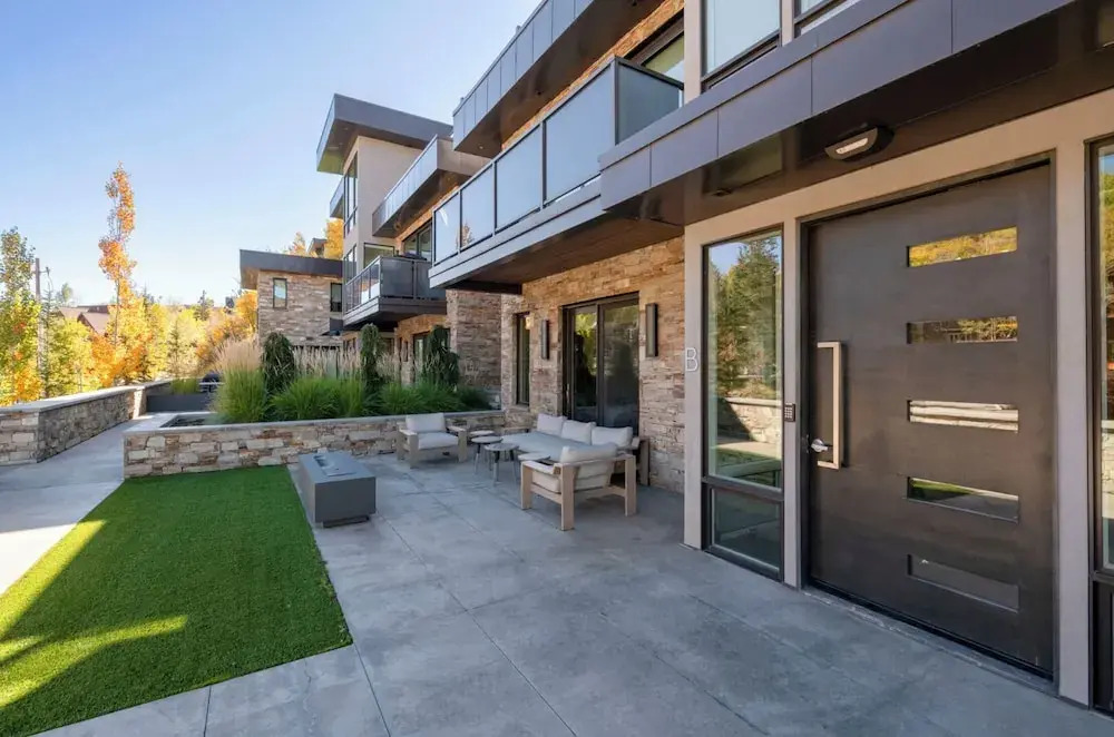Luxury Old Town Residence