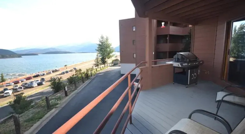 Marina Place