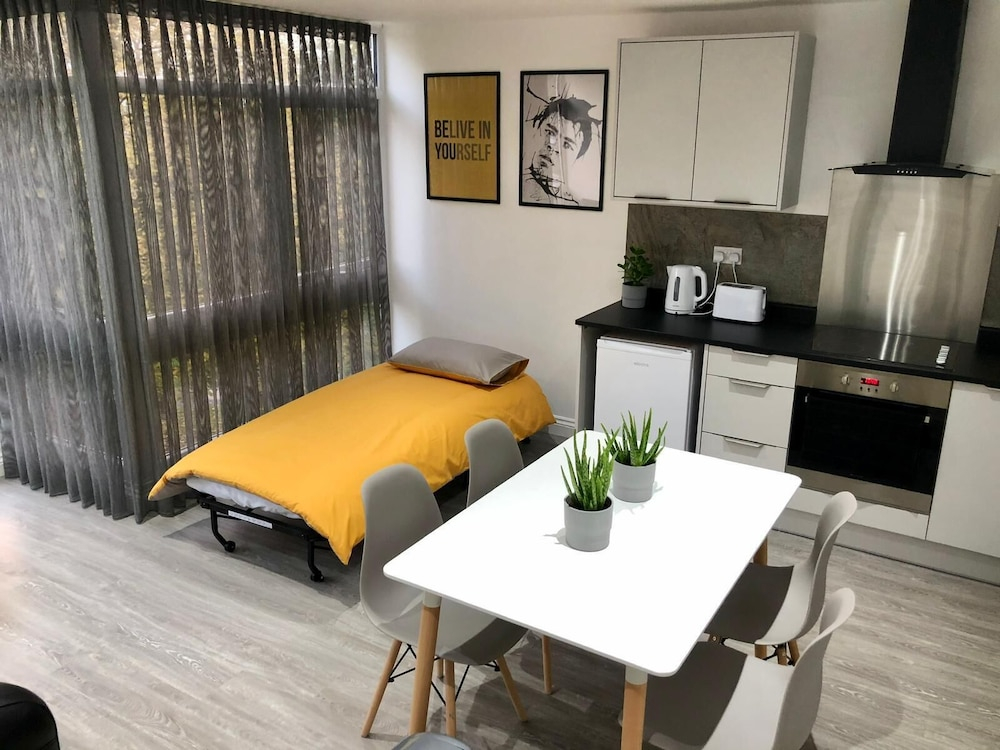 Cosy Flat for 1-3 not far From City Centre