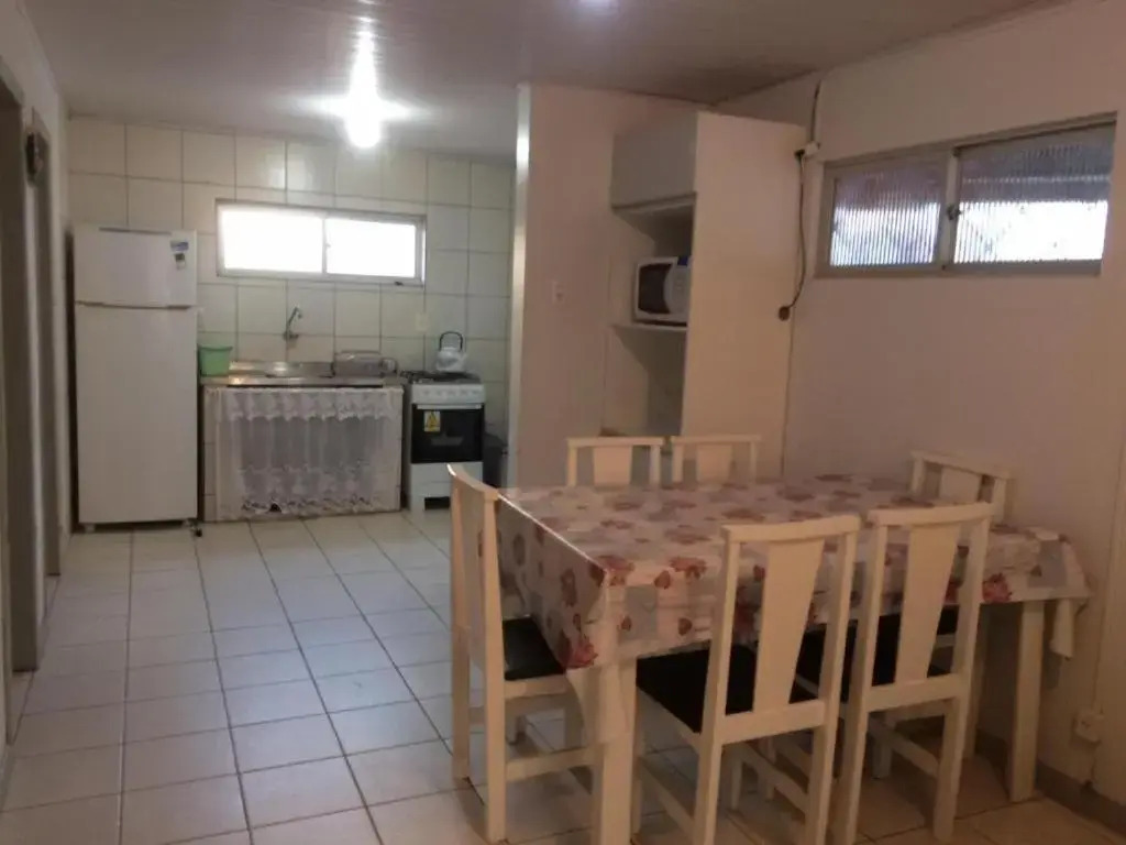 DK4 CASA PISCINA CHURRASQUEIRA SINUCA 3 AR WIFI 3 VaGAS 3 DORM 10 X SEM JUROS NO CARTÃO