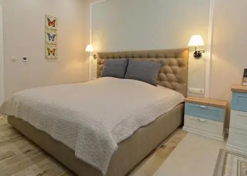 Divona Studio 2