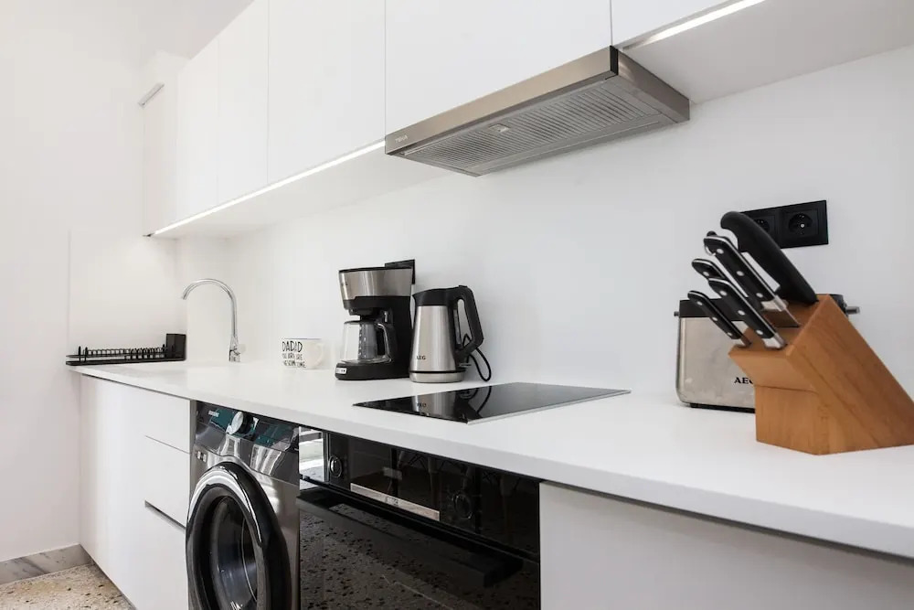 Modern Brand new apt In Athens Centre