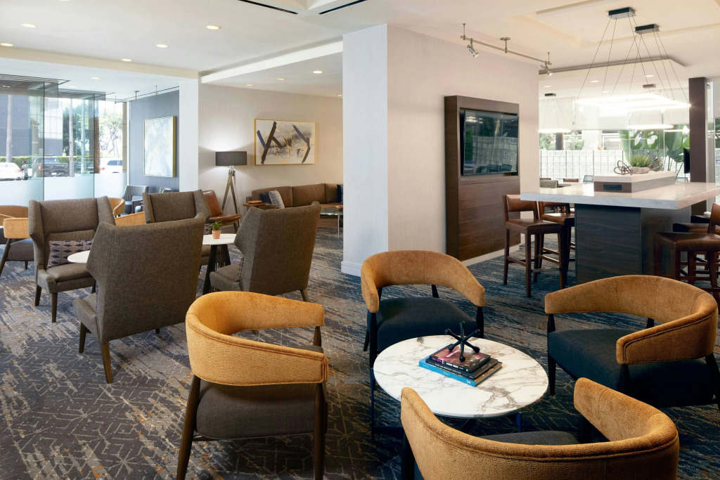 Courtyard by Marriott Los Angeles LAX / Century Boulevard