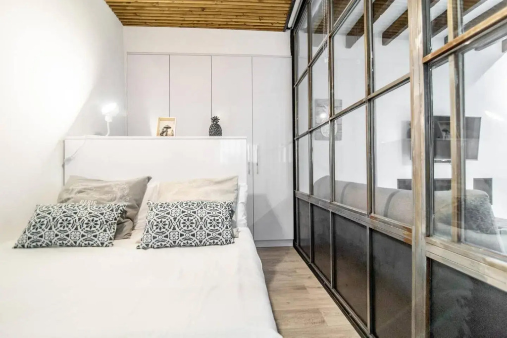 Cozy and modern apartment for 4 in Madrid