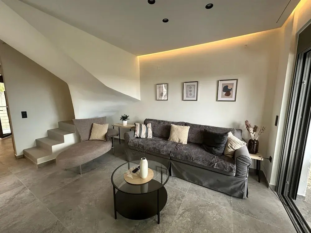 Meliana Homes