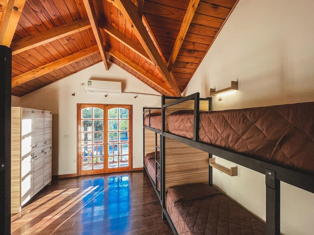 Falucho Hostel
