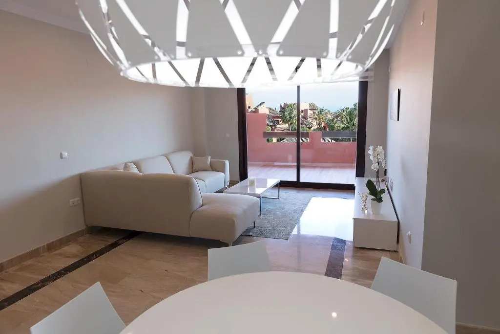 Marina Luxury Apartment