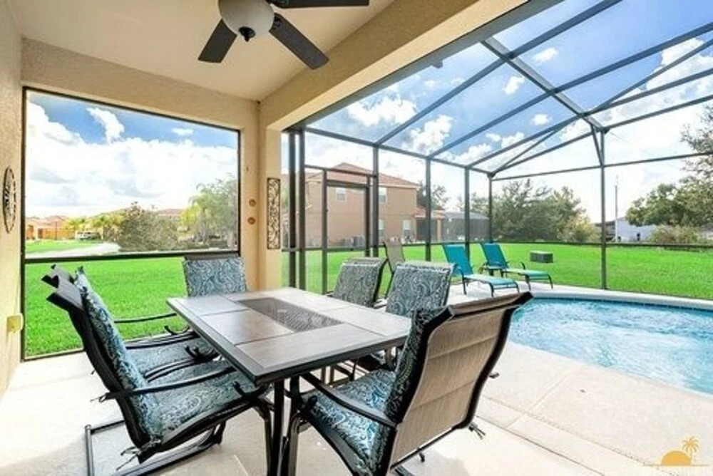 Bellavida Palms Pool Home 4 Bedroom Home