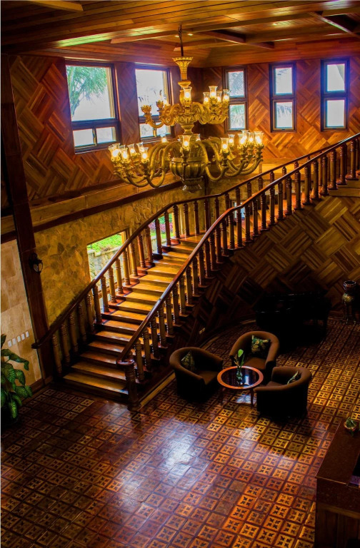 Alta D' Tagaytay Hotel