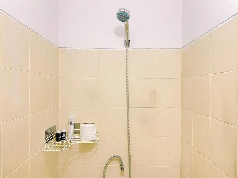 Comfort Living 1Br At Belmont Residence Puri Apartment