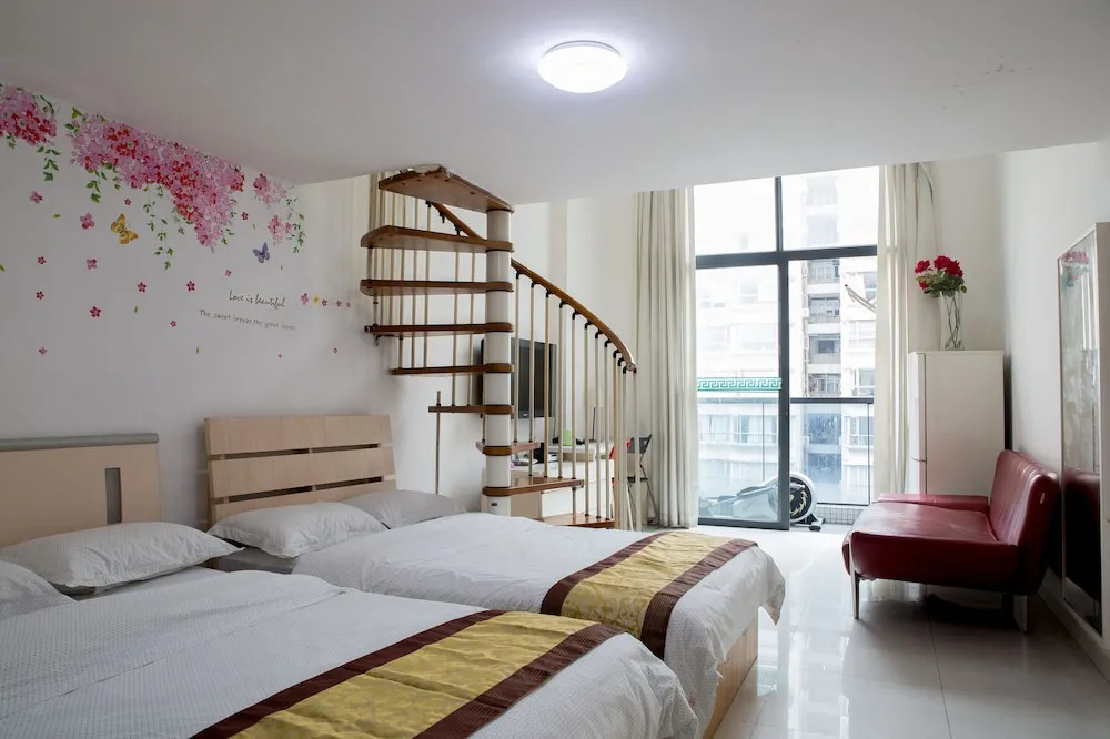 Guangzhou Happiness Apartment
