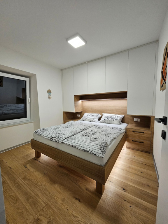Sea View Apartment Mirjam