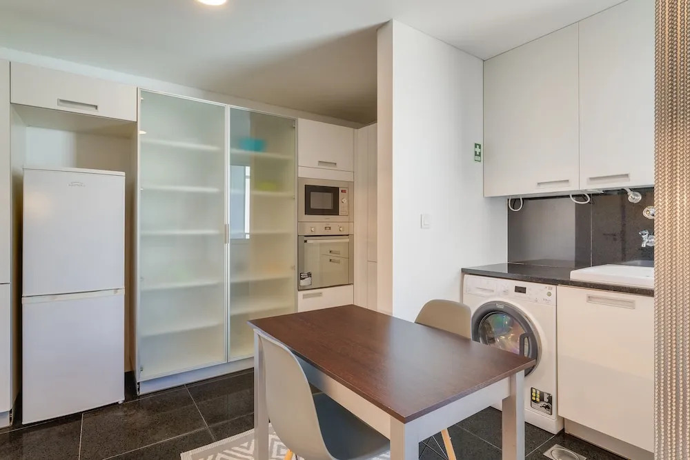 Century House with private pool by Holiday Rental Madeira