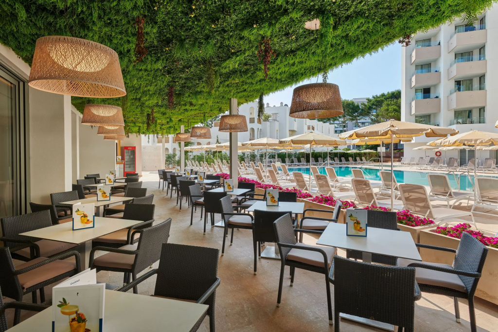 Hipotels Bahía Grande Aparthotel