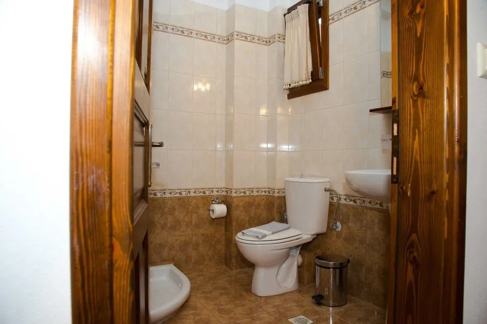 Guesthouse Enastron