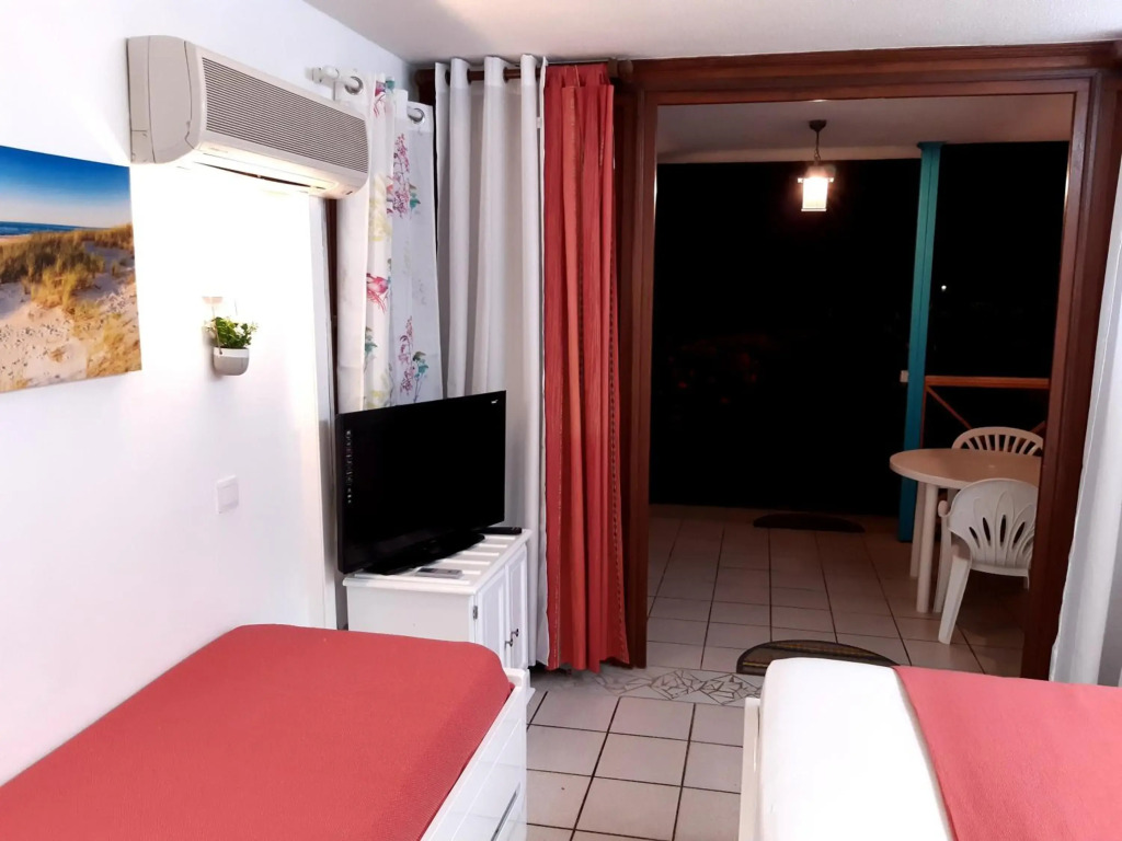 Studio Climatisé - Piscine-Plage - 2 à 3 personnes