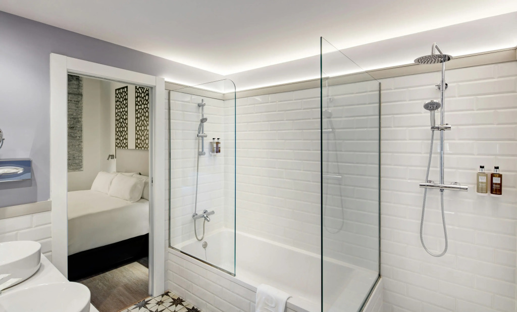 Sercotel Granada Suites
