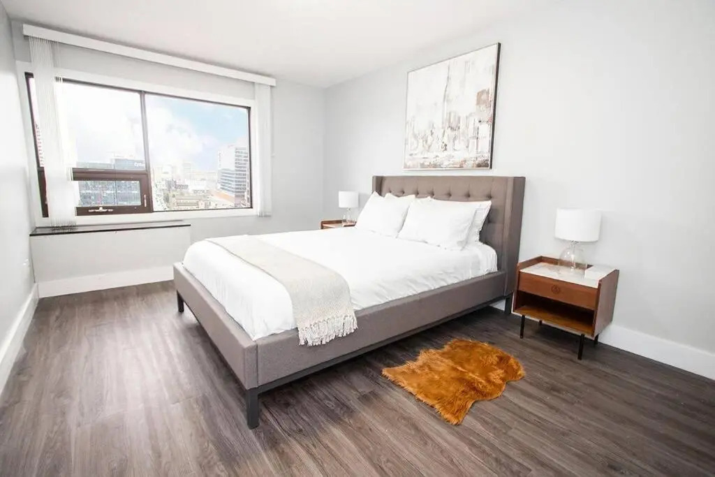 Modern 1BR condo with great view Free parking