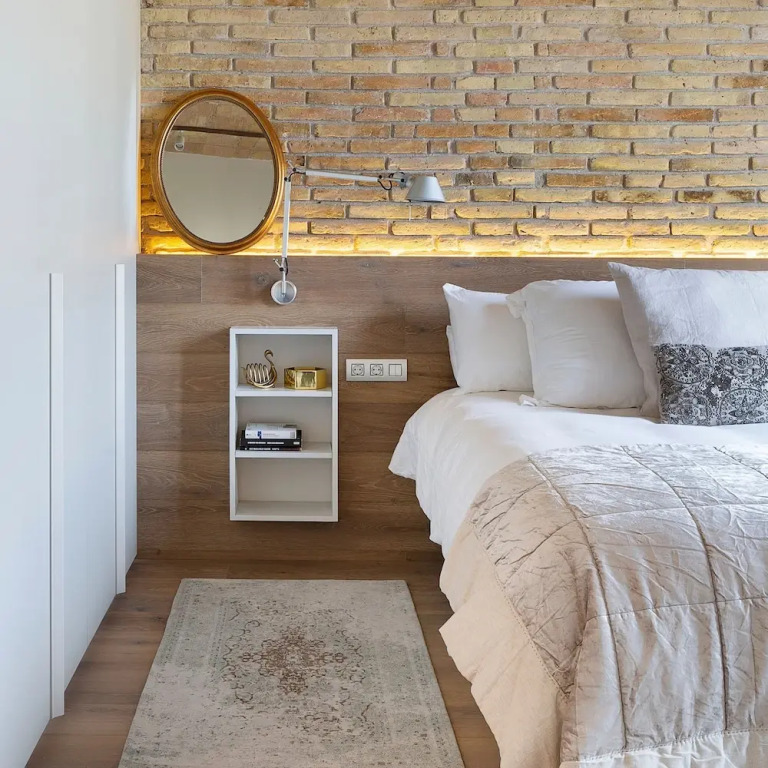 The Avenue 2BR Luxury Unit in Diagonal Ave