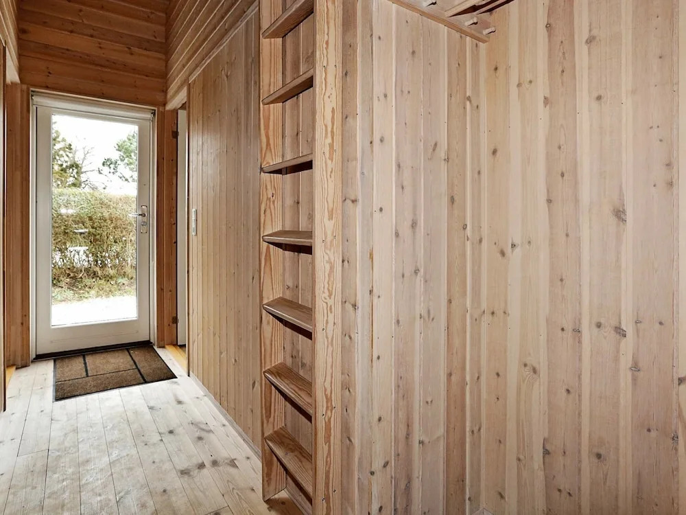 Rustic Holiday Home in Hovedstaden near Sea