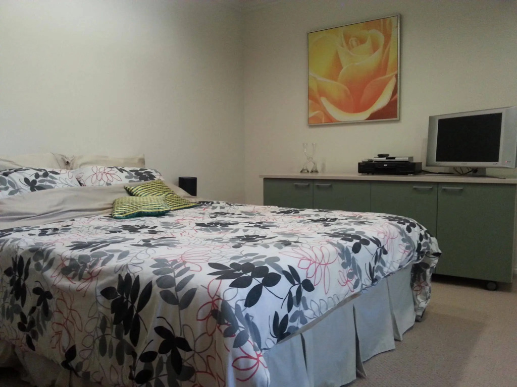 Golden Caves - Bed and Breakfast