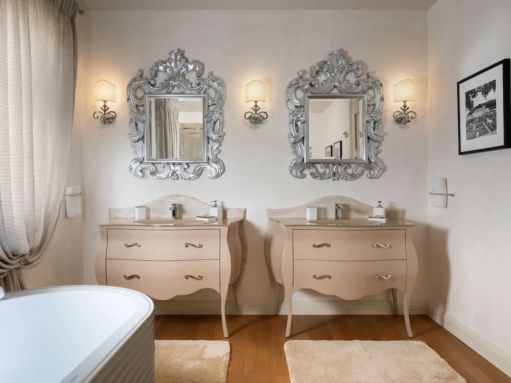Villa in Vabriga with Private Pool & Garden
