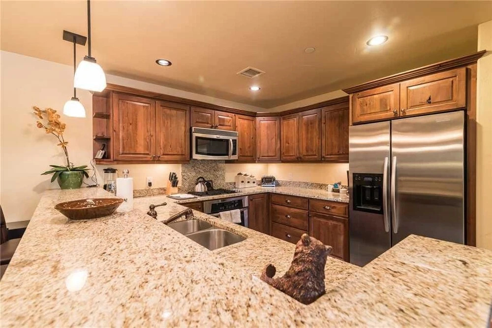 6204 Bear Lodge, Trappeur's Crossing Apartment 4