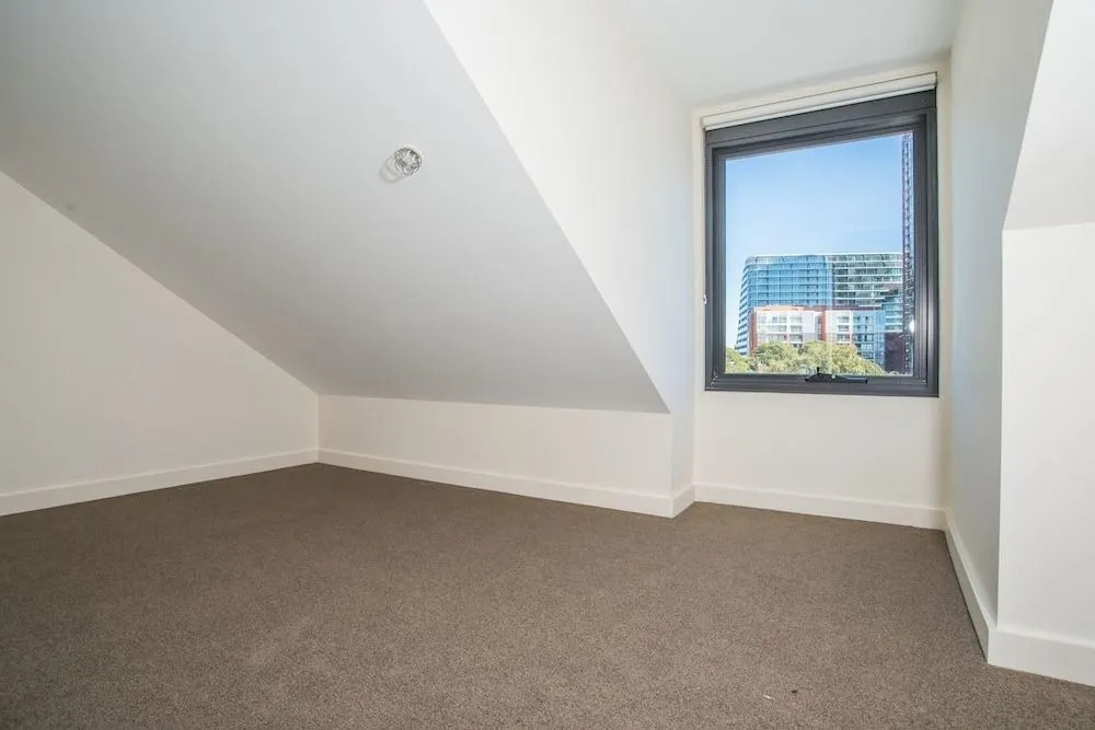 Lovely & Luxurious Townhouse In Zetland