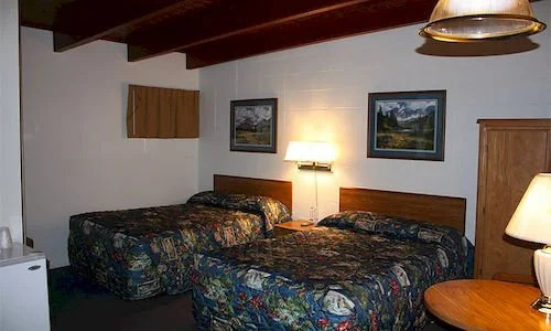 Lazy U Motel