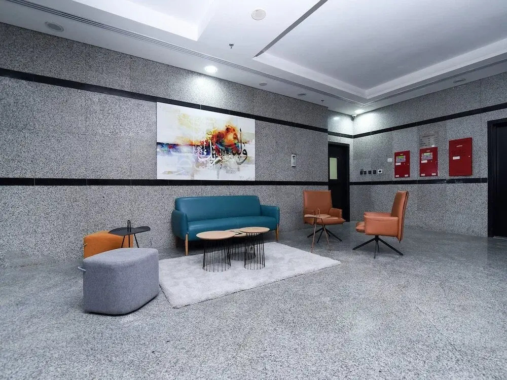 OYO 144 Home Studio Sheikh Zayed View Apartments Marina